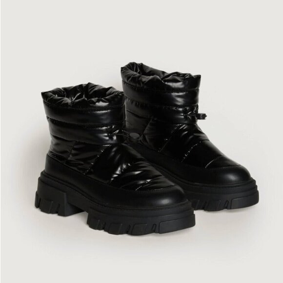 Oak + Fort Cozy Track Sole Puffer Boot Black Size 7 - Picture 6 of 12